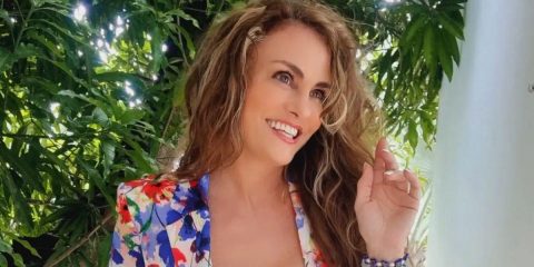 Aura Cristina Geithner mostró su abdomen sin edición - Canal 1