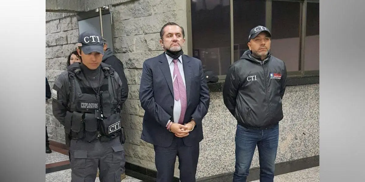 CTI de la Fiscalía acaba de capturar al senador, Mario Castaño, por presunta corrupción