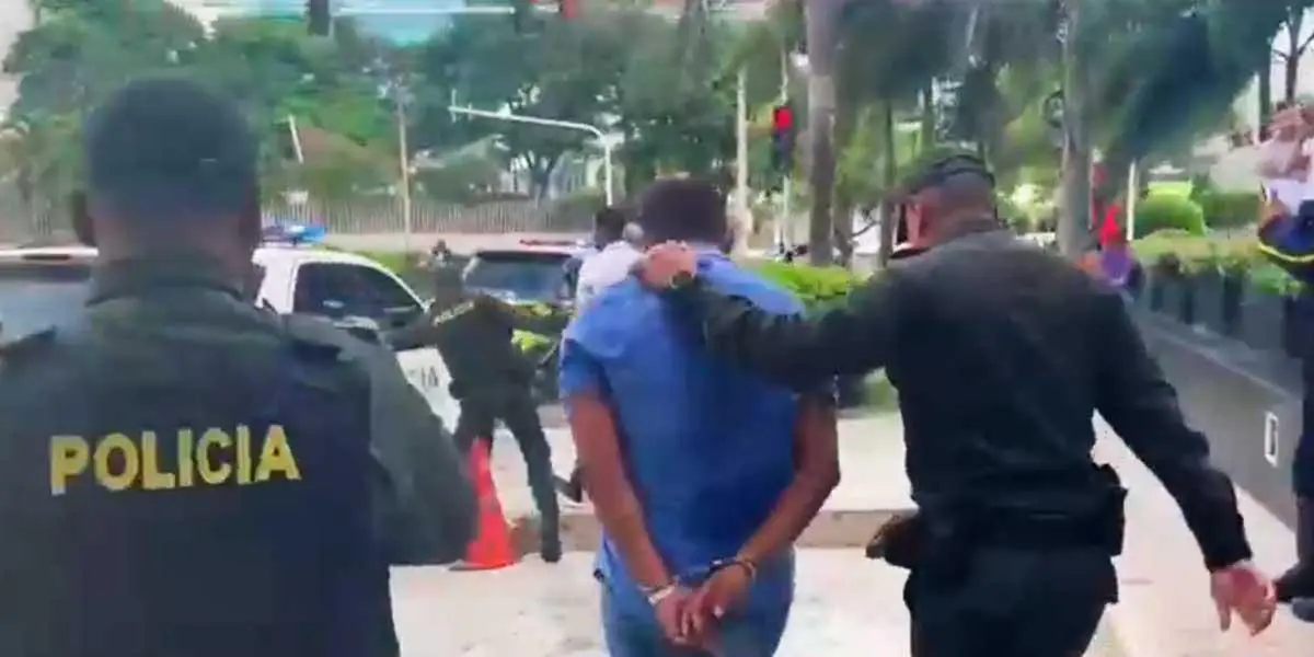 Video | Frustran robo a banco en Barranquilla: dos capturados