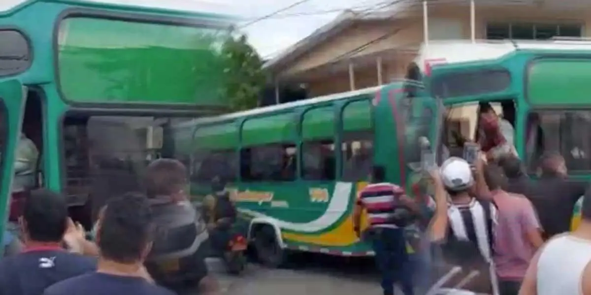 Denuncian nuevo ataque a conductores de buses en Soledad