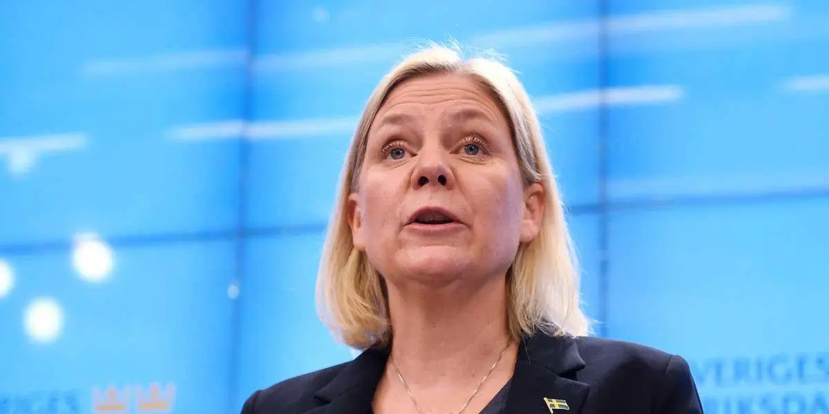 Renuncia la primera ministra de Suecia al reconocer derrota de la izquierda en elecciones legislativas