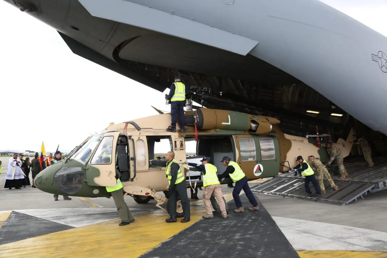 Estados Unidos dona helicópteros Black Hawk a Colombia: ¿Para qué se van a usar?