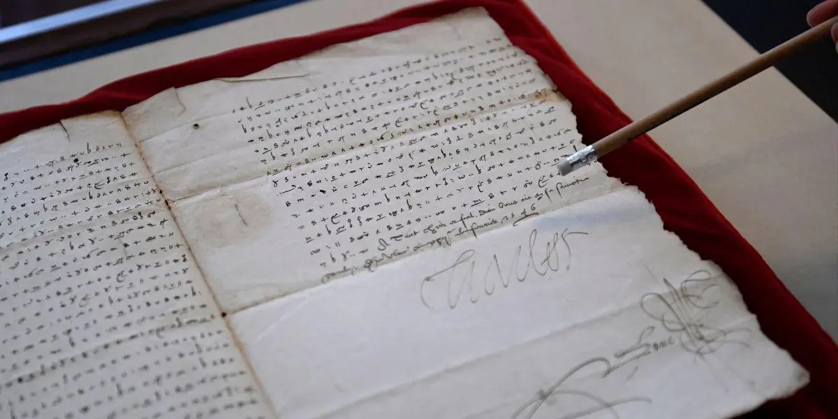Descifran cinco siglos después una carta encriptada de Carlos V