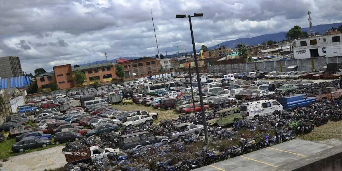 Se subastarán más de 500 vehículos declarados en abandono en Bogotá