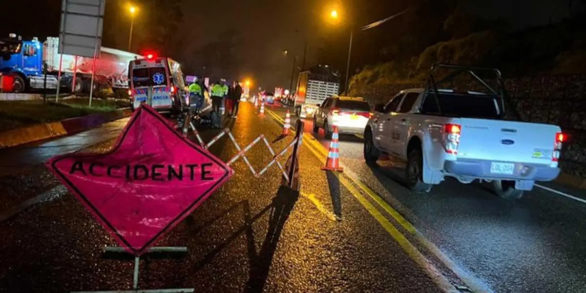 Incendio en la vía Bogotá &#8211;  Villavicencio detuvo la movilidad dentro del túnel Monterredondo