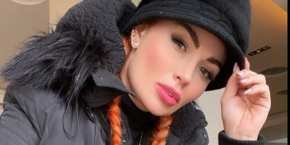 Le devuelven los documentos a Sara Uribe con extraña condición