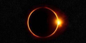 ¿Qué es un eclipse solar híbrido? el espectáculo astronómico más raro del año