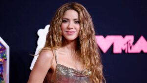 Shakira aterrizó de emergencia en Barranquilla para visitar a su padre