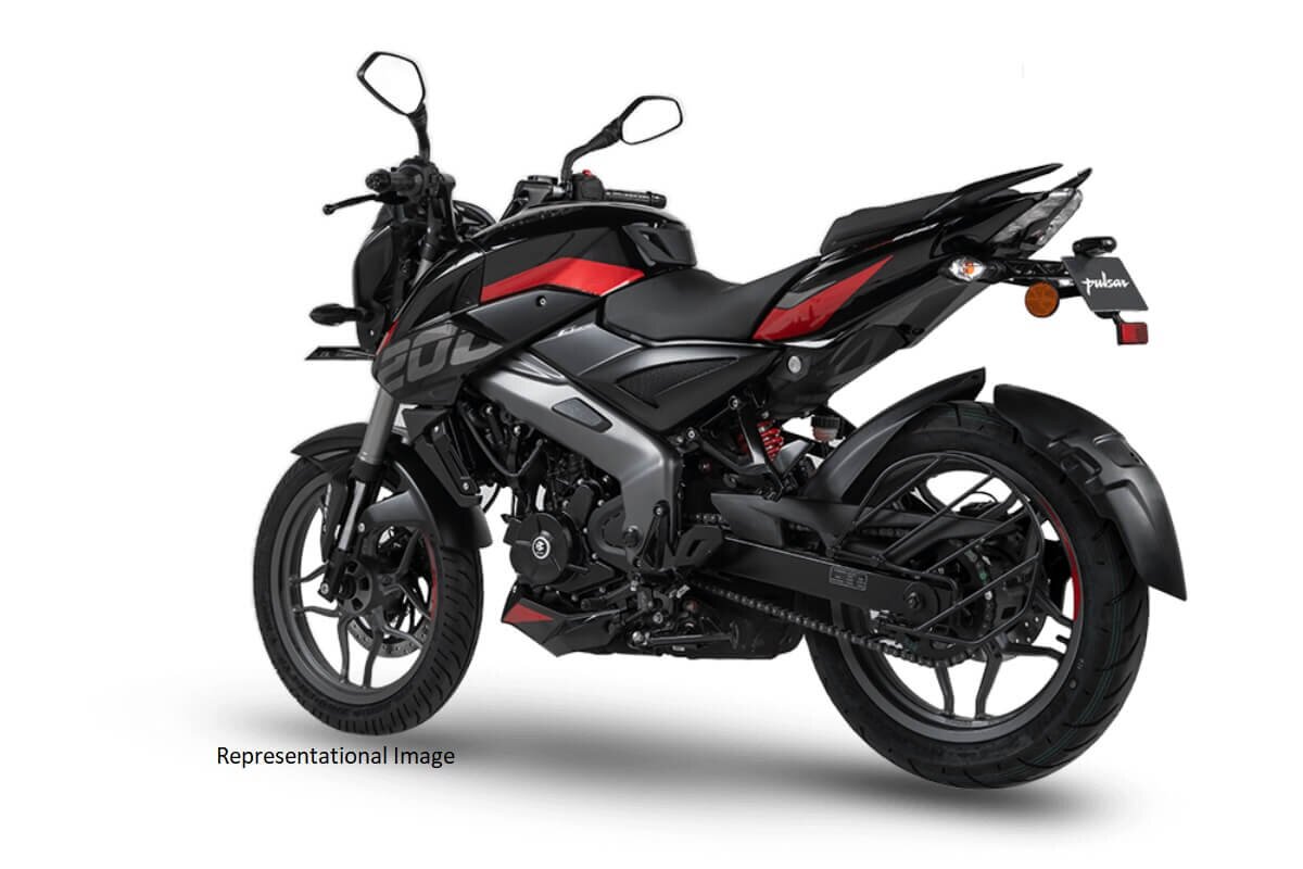 pulsar 400 ns