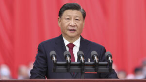 Xi Jinping habla sobre la falta de población en China: la mujer debe volver a la casa y procrear