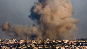 Conflicto Israel-Gaza: bombardeos continúan y aumenta la presión para una solución