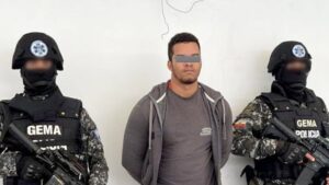 Cae en Ecuador alias El Gringo, líder del Frente Oliver Sinisterra, de las disidencias