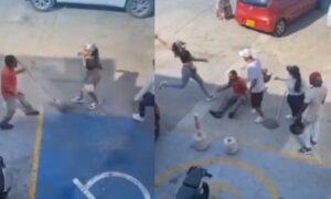 Video | Jóvenes golpean a empleado en Cartagena porque pidió que no pisaran donde trapeaba