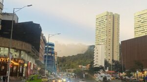 Video | Así se ve el incendio de los Cerros Orientales desde diferentes partes de Bogotá