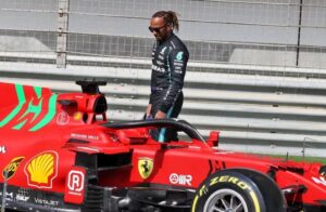 Bomba en la Fórmula 1: Lewis Hamilton deja a Mercedes y se une a Ferrari por varios años