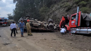 Múltiple accidente en la vía Bogotá- Ubaté deja un saldo de dos personas fallecidas