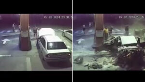 Video | Carro de agente de Policía explotó en una estación y causó una lluvia de cocaína