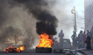 Estado de emergencia y toque de queda en Haití tras fuga masiva de presos