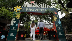 La cara más ruda del turismo en Medellín: abuso de menores, sexo y drogas