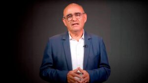 Ismael Peña deja de ser el rector de la Universidad Nacional
