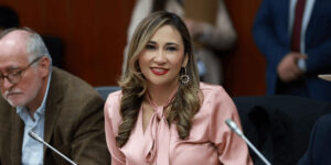 Senadora Sandra Jaimes cita a ministros para discutir el modelo de salud del Magisterio