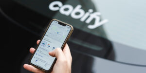 Cabify reporta un crecimiento del 30% en facturación y expansión en sostenibilidad en 2023