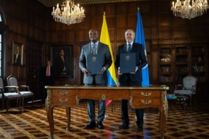 Colombia renueva anticipadamente convenio con la OEA para apoyo a los procesos de paz
