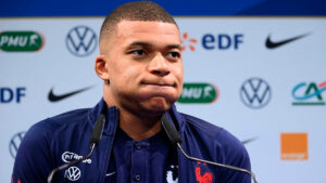 Kylian Mbappé llamó a votar contra la extrema derecha en Francia: Los extremos dividen