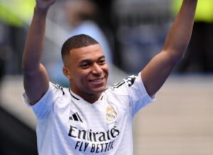 Kylian Mbappé es presentado como nuevo refuerzo del Real Madrid: Hoy se realiza mi sueño