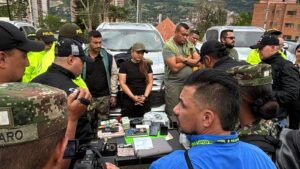 Tres de los siete disidentes que se movían en caravana la UNP en Antioquia quedarán libres