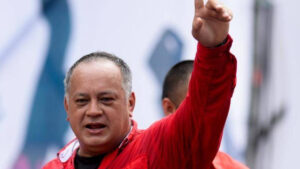 Diosdado Cabello lanza amenaza de detención contra María Corina Machado y Edmundo González