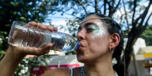 Un tercio de la población colombiana no tiene acceso a agua potable, revela informe de CRA