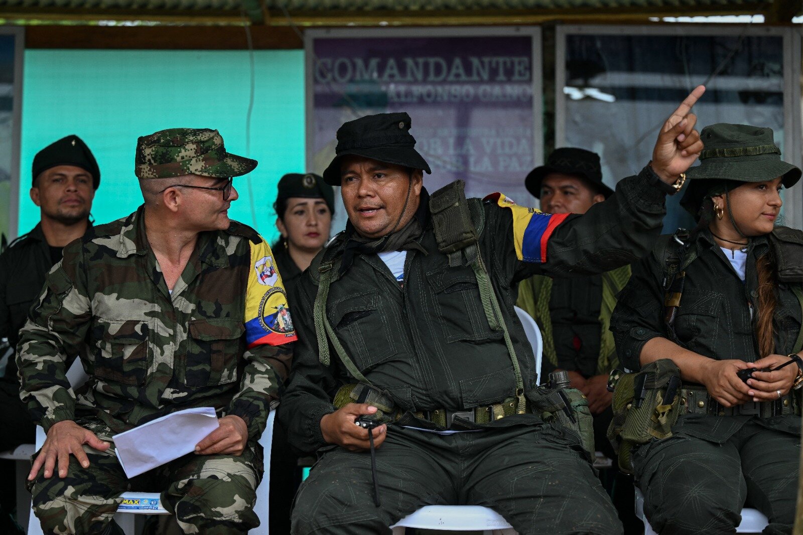 Disidencias de alias Calarcá declaran objetivo militar a tres alcaldes de Antioquia