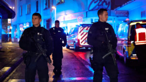 Al menos tres muertos y varios heridos dejó ataque con cuchillo en un festival en Alemania