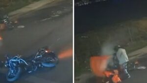 Video | Fuerte accidente en Bogotá: motociclista chocó con vendedor de tintos