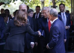 Harris y Trump se reencuentran con apretón de manos en en homenaje a víctimas del 11-S