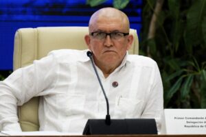 Antonio García dice que diálogos de paz con el ELN pueden continuar sin un cese al fuego