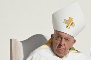 El aborto es un homicidio y el médico que lo practica es un sicario: papa Francisco