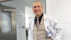 Pensaba que TikTok era encuerarse: el doctor viral en redes, Juan Manuel Troncoso