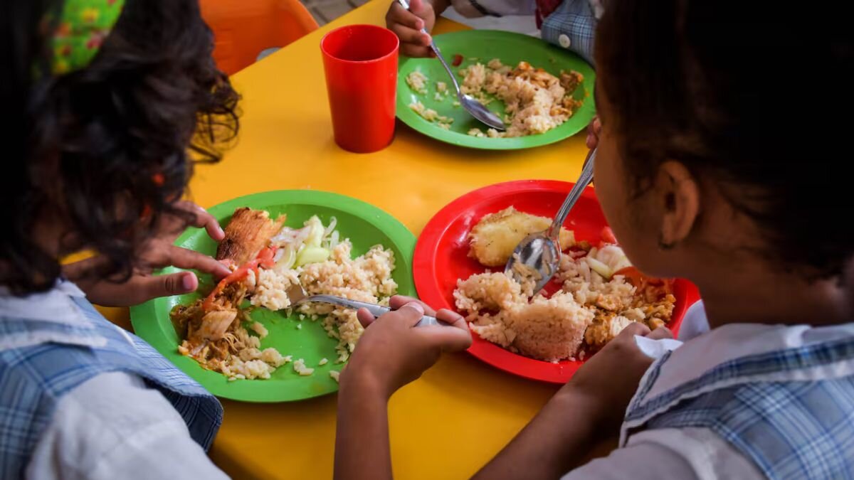 School feeding program ensures comprehensive nutrition for children in El Tarra and Hacarí