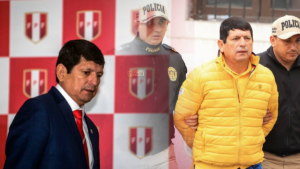 Arrestan al presidente de Federación de fútbol de Perú como parte de presunta red corrupta