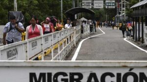 Venezuela anuncia el cierre temporal de las fronteras con Colombia