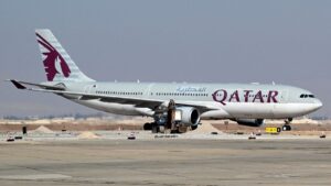 Pareja fue obligada a sentarse al lado de un cadáver durante vuelo: esto se sabe del caso