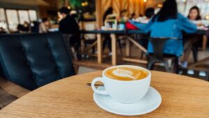 Video | Polémico cambio en cafeterías de Canadá se vuelve viral: ¿de qué se trata?