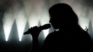 Famosa cantante fue intervenida de urgencia por embarazo ectópico