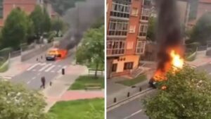 Video | ¡Peligro sobre ruedas! Carro en movimiento y envuelto en llamas causa conmoción