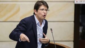 La alarmante revelación sobre el arma que habrían usado para atentar contra Miguel Uribe