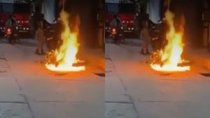 Video | ¡Infiel a la vista! Mujer incendió la moto de su novio al descubrirlo engañándola