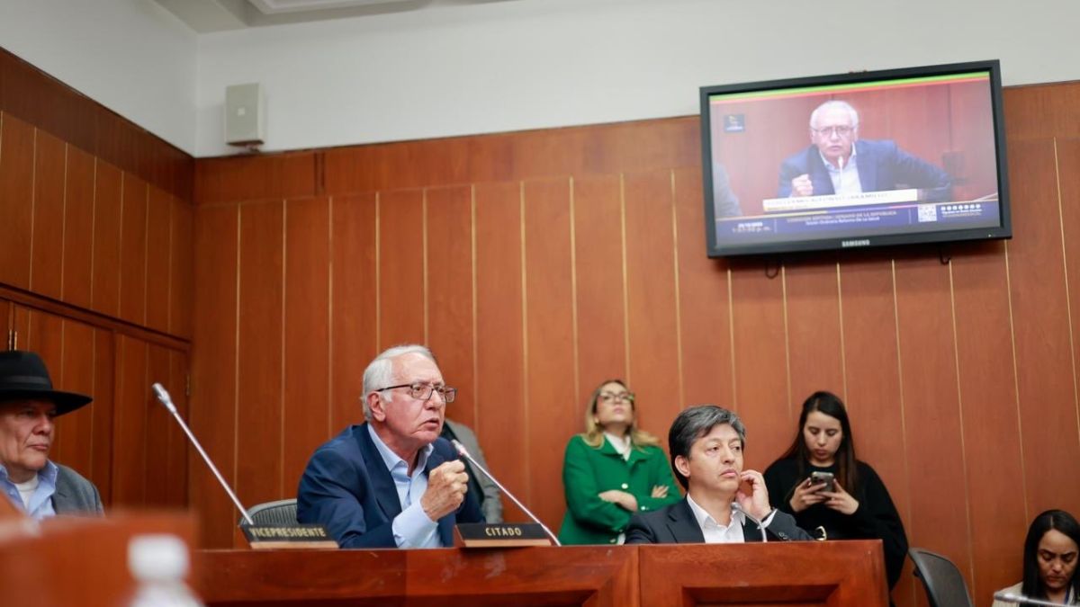 Reforma a la salud es suspendida por la Comisión Séptima del Senado ...