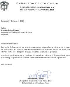 Carta de renuncia de Laura Sarabia, dirigida al presidente Petro.
